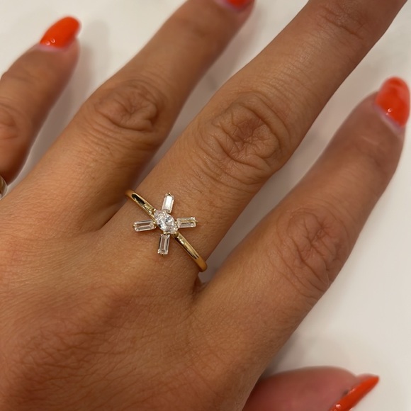 14k solid gold ring - Picture 2 of 3